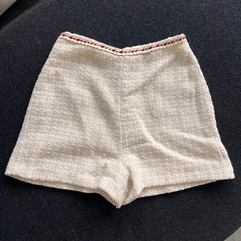 Mango // High Waist // Cream Shorts with Red Trim